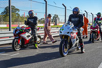 donington-no-limits-trackday;donington-park-photographs;donington-trackday-photographs;no-limits-trackdays;peter-wileman-photography;trackday-digital-images;trackday-photos